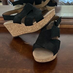 Clarks Black and Tan Wedge Sandals